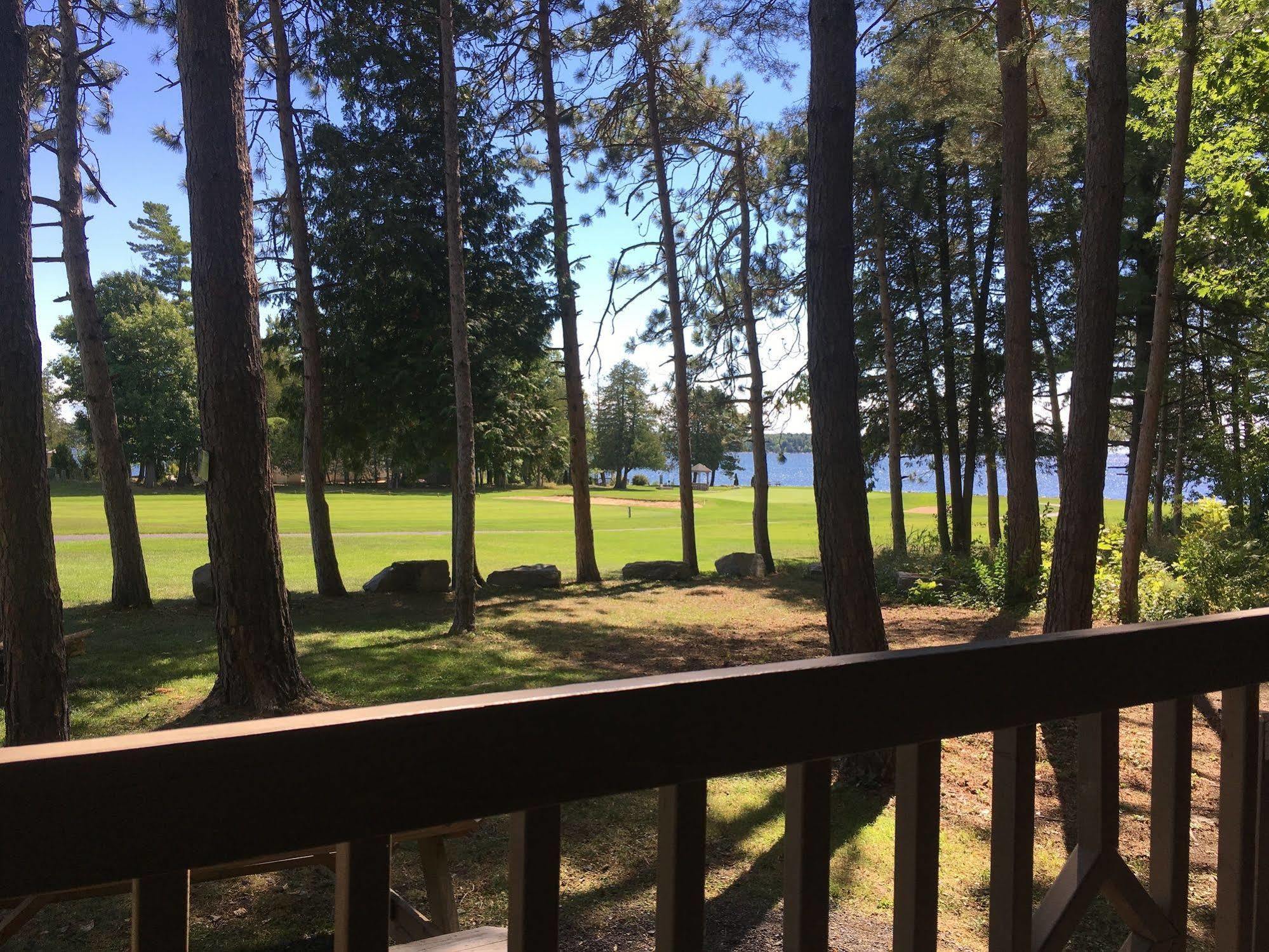 Bluff Point Golf Resort Plattsburgh Eksteriør bilde